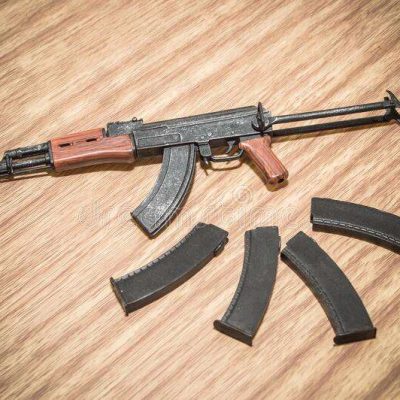 AK 4