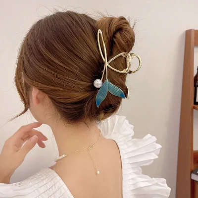 Pearl-Fish-Tail-Shape-Hair-Claw-Blue-Elegant-Hollow-Ponytail-Clip-Geometric-Vintage-Shark-Clip-Woman